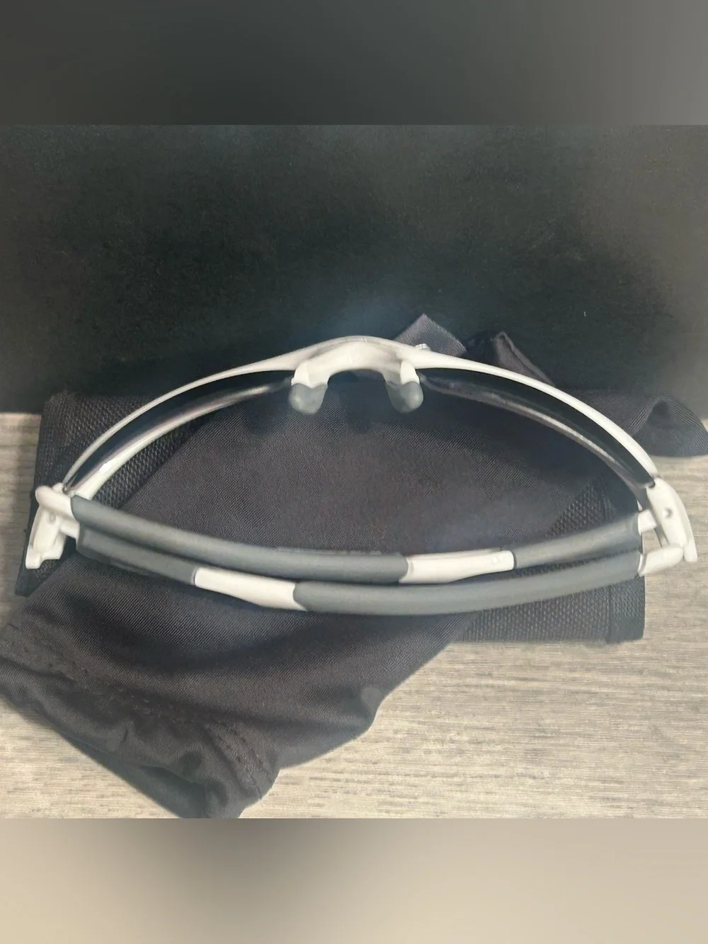 Oakley White/Grey Flak Mirror Polarized Sunglasses.